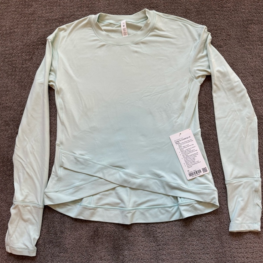 Lululemon Close to Crossing Longsleeve Top Size 10